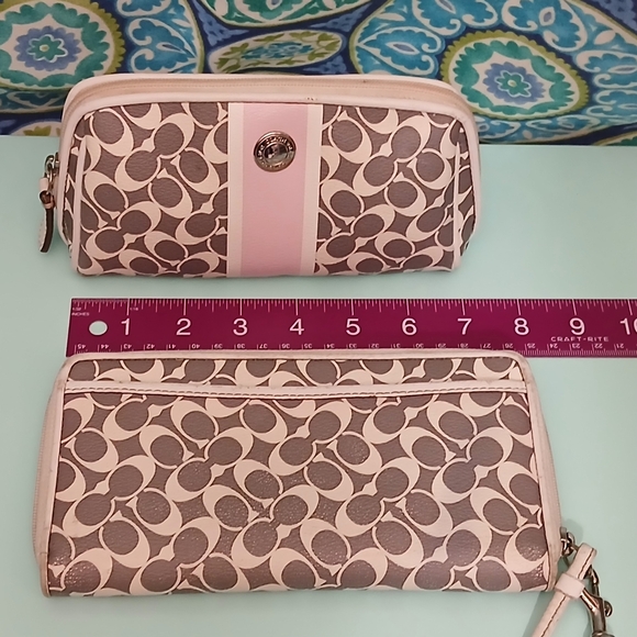 Coach Leather Wallet and Cosmetic Pouch Set - Picture 12 of 14